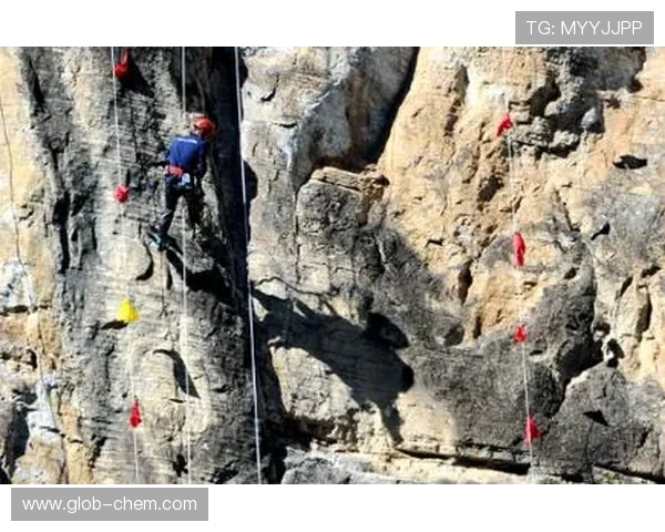 西安攀岩队在极限运动世界杯积分榜中以57分稳居第一名