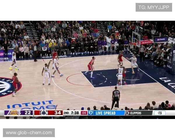 2006年湖人与快船的激烈对决回顾与精彩瞬间分析