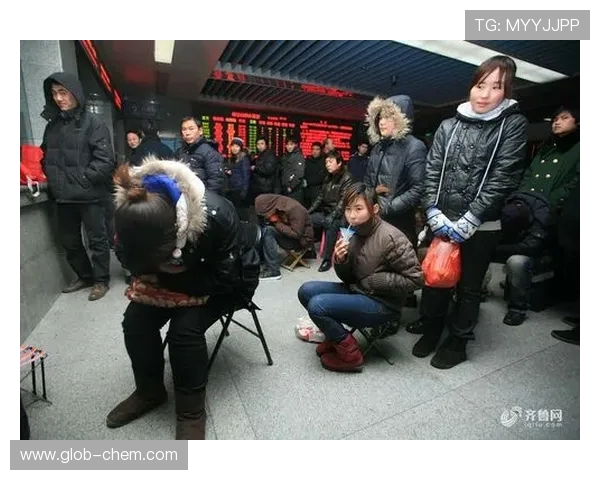 乌法与莫火车激战正酣比分揭晓精彩瞬间回顾与分析 乌法与莫火车激战正酣比分揭晓精彩瞬间回顾与分析