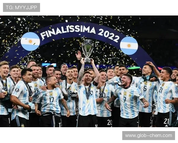 坦珀利与河床的激烈对决揭示阿根廷足球的魅力与竞争精神