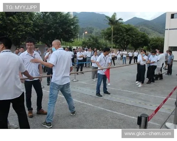 深圳羽毛球队包夹战术的优势与不足分析